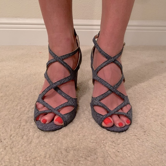 Kelley & Katie Selidia strappy 9.5 3” heels - Picture 3 of 12